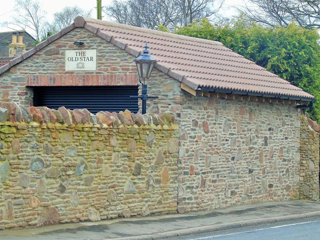 The Old Star Bed and Breakfast Winterbourne Buitenkant foto